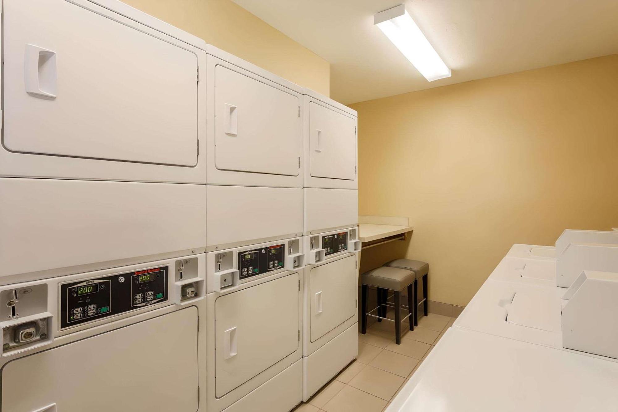 Mainstay Suites St Louis - Galleria Richmond Heights Экстерьер фото